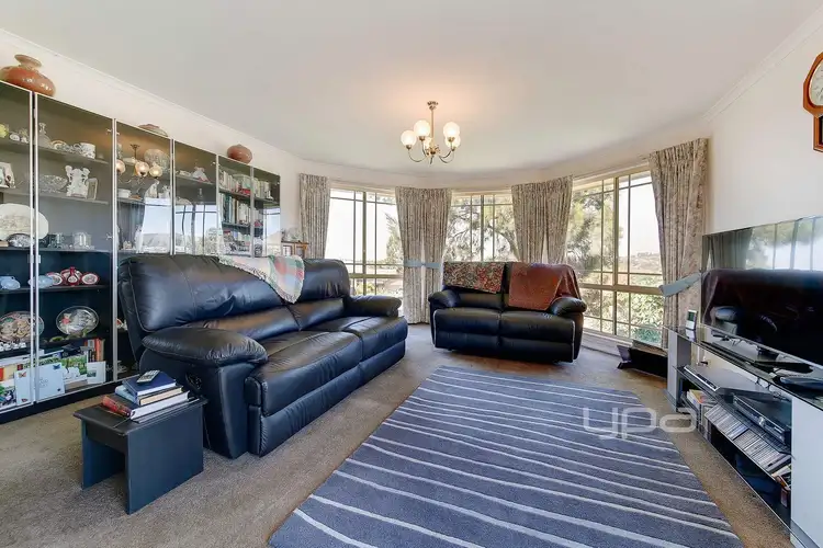 Sixth view of Homely house listing, 35 Dadswell Court, Sunbury VIC 3429