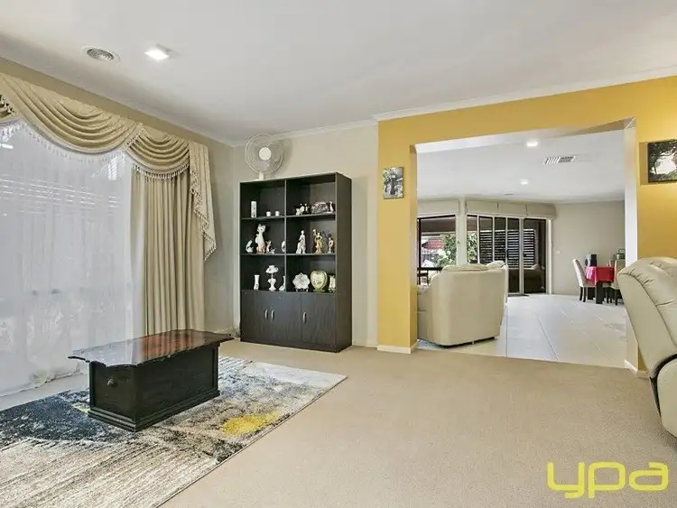 Sixth view of Homely house listing, 33 Higgs Circuit, Sunbury VIC 3429