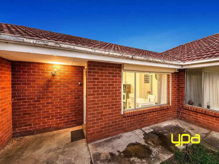 3/221 Main Road East, St Albans VIC 3021
