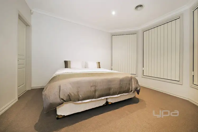 Fifth view of Homely house listing, 17 Illawong Terrace, Burnside VIC 3023