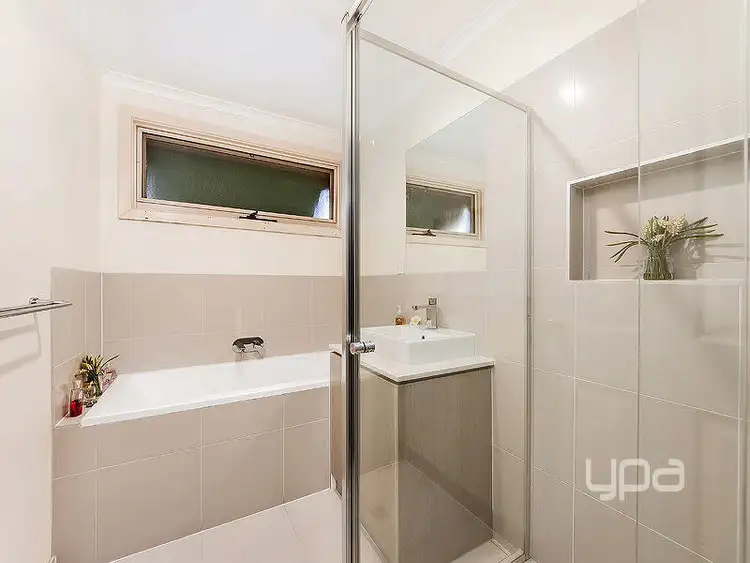 Seventh view of Homely house listing, 10 Penfold Place, Albanvale VIC 3021