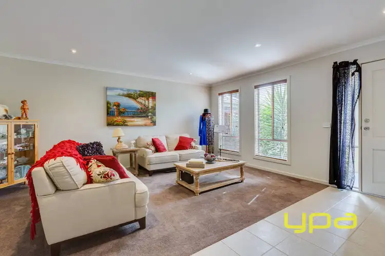 Second view of Homely house listing, 6 Treefern Drive, Sunbury VIC 3429