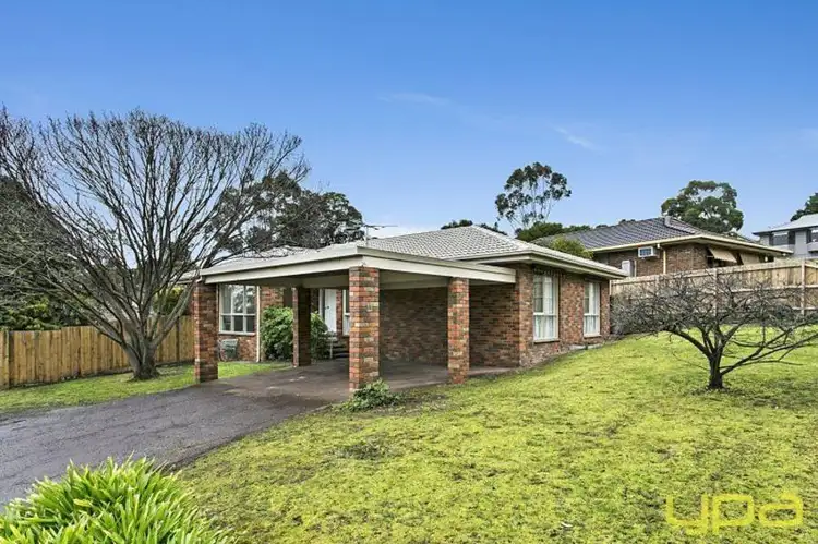 43 Menzies Drive, Sunbury VIC 3429
