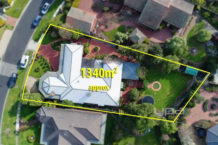 Second view of Homely house listing, 5 Lightwood Drive, Sunbury VIC 3429