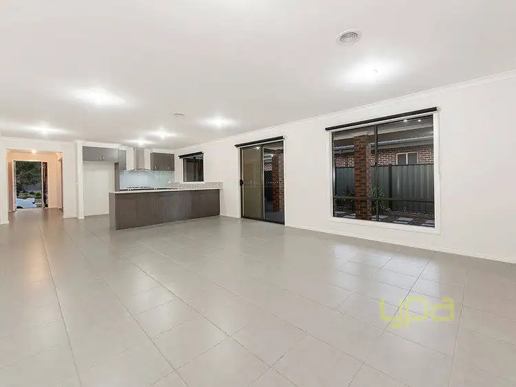 Fifth view of Homely house listing, 5 Grosvenor Crescent, Derrimut VIC 3030