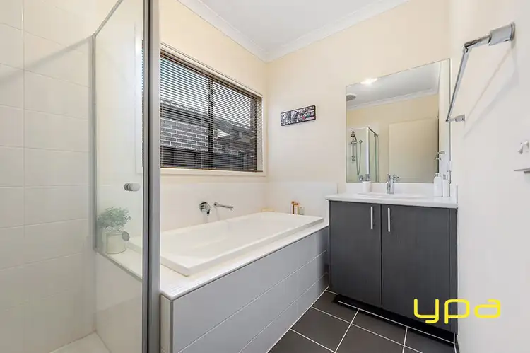 Sixth view of Homely house listing, 3 Riverway View, Craigieburn VIC 3064