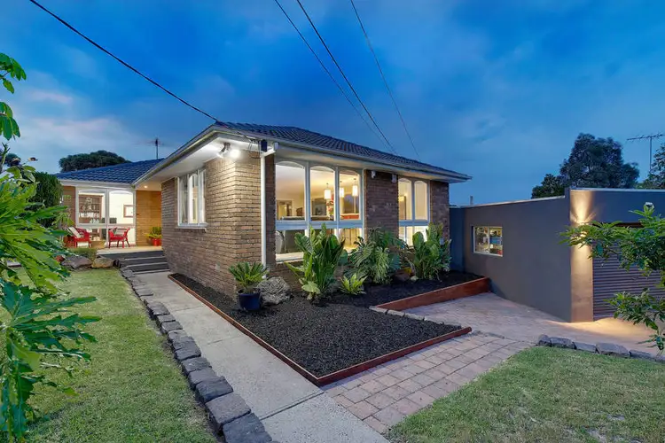 6 Glendale Place, Gladstone Park VIC 3043