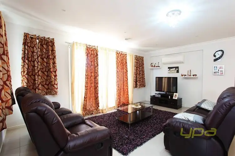 Fourth view of Homely house listing, 33 Cunningham Chase, Burnside VIC 3023