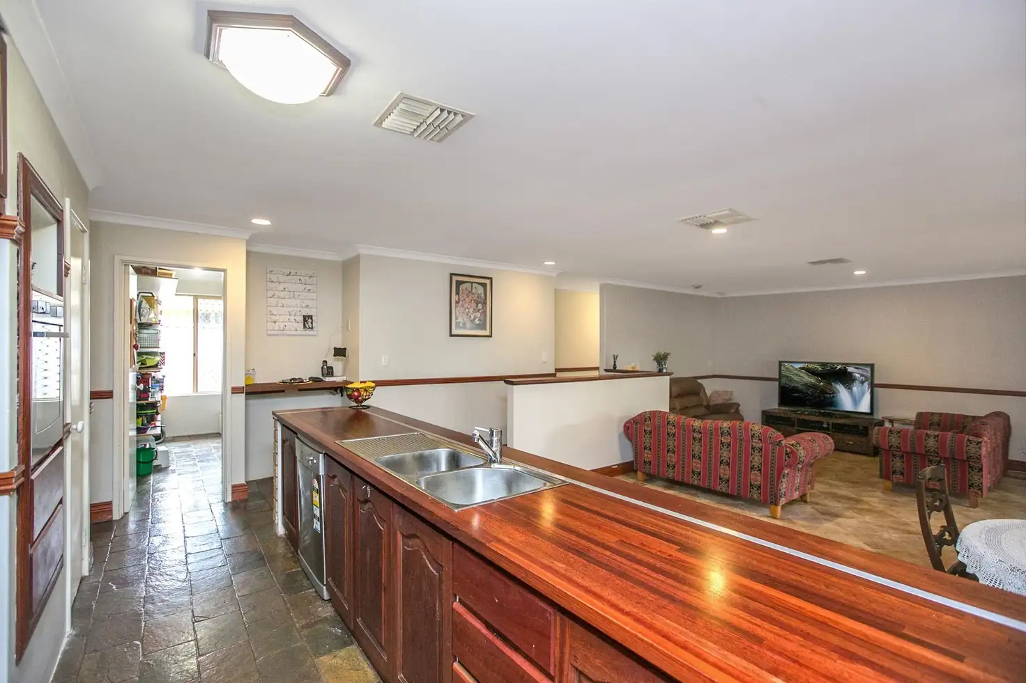 Main view of Homely house listing, 41 Redheart Drive, Thornlie WA 6108