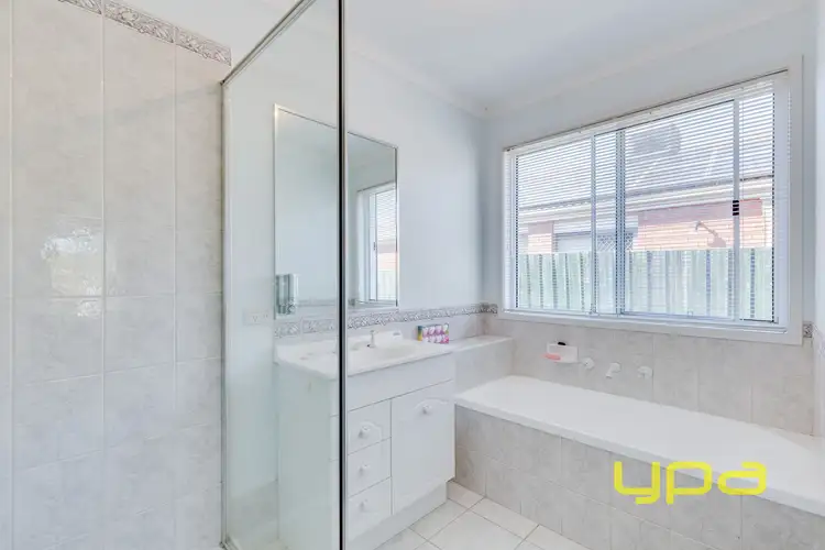 Seventh view of Homely house listing, 4 Normandy Close, Hoppers Crossing VIC 3029