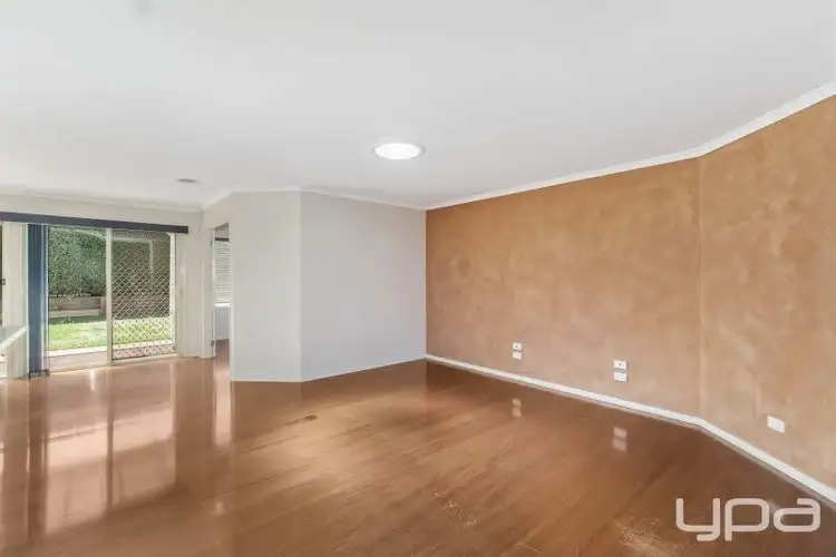 Sixth view of Homely house listing, 3 Duncraig Grove, Sunbury VIC 3429