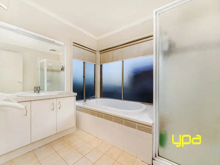 Seventh view of Homely house listing, 8 Autumn Grove, Cairnlea VIC 3023