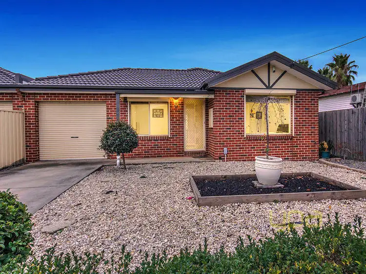2/28 Shirley Street, St Albans VIC 3021