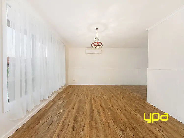 Second view of Homely unit listing, 2/11 Hook Street, St Albans VIC 3021
