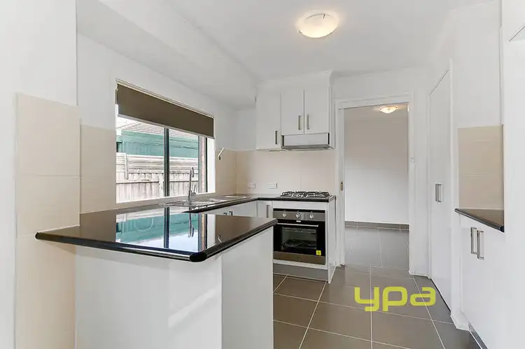 Sixth view of Homely house listing, 5 Reading Close, Roxburgh Park VIC 3064