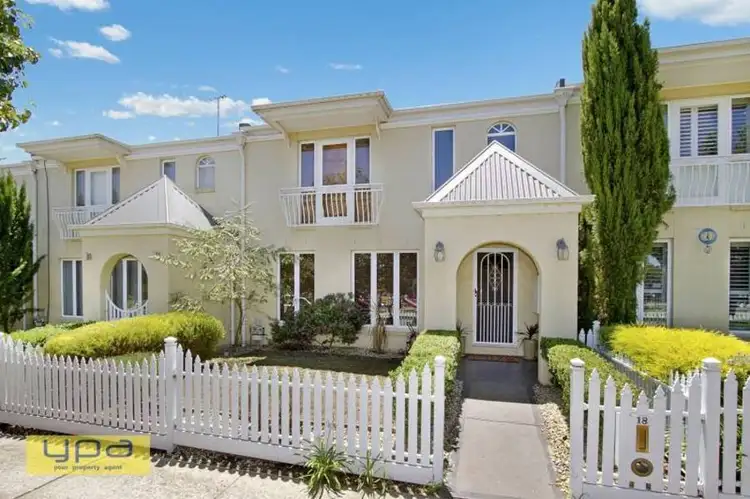 18 Betula Terrace, Sunbury VIC 3429