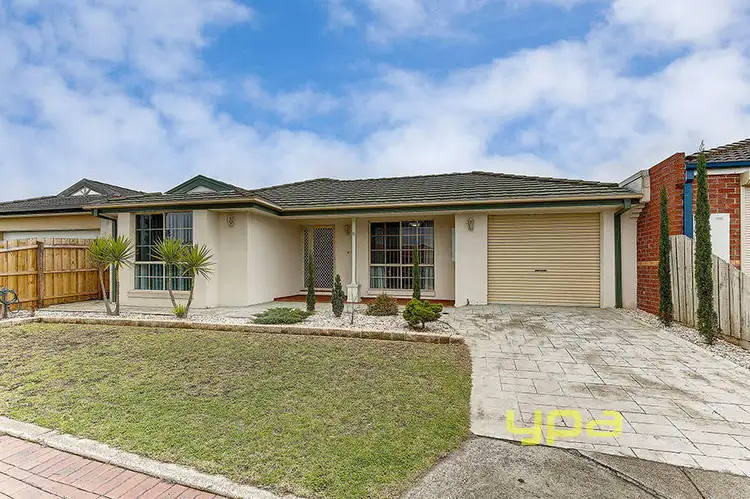 5 Gorong Walk, Delahey VIC 3037