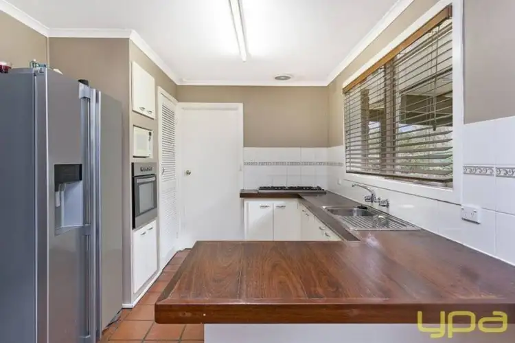 Fifth view of Homely house listing, 9 Walton Heath Court, Sunbury VIC 3429