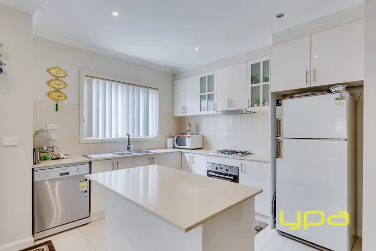 Second view of Homely house listing, 20 Daymar Circuit, Craigieburn VIC 3064