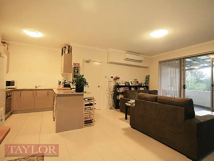 Third view of Homely unit listing, 18/12-14 Darcy Road, Westmead NSW 2145