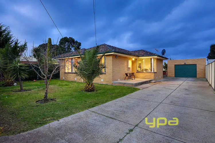 22 Maplewood Road, Kings Park VIC 3021