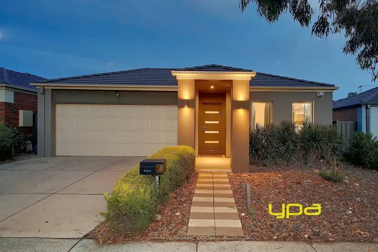 Main view of Homely house listing, 109 Mareeba Way, Craigieburn VIC 3064