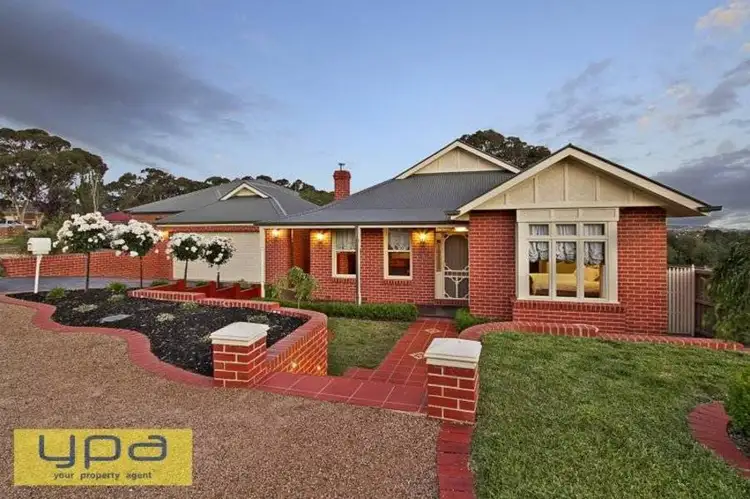 77 Fullwood Drive, Sunbury VIC 3429