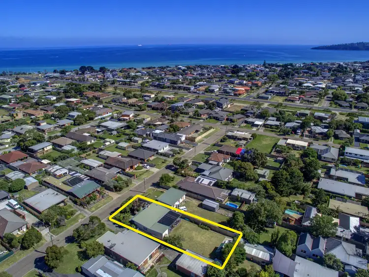 11 Rosalie Avenue, Dromana VIC 3936
