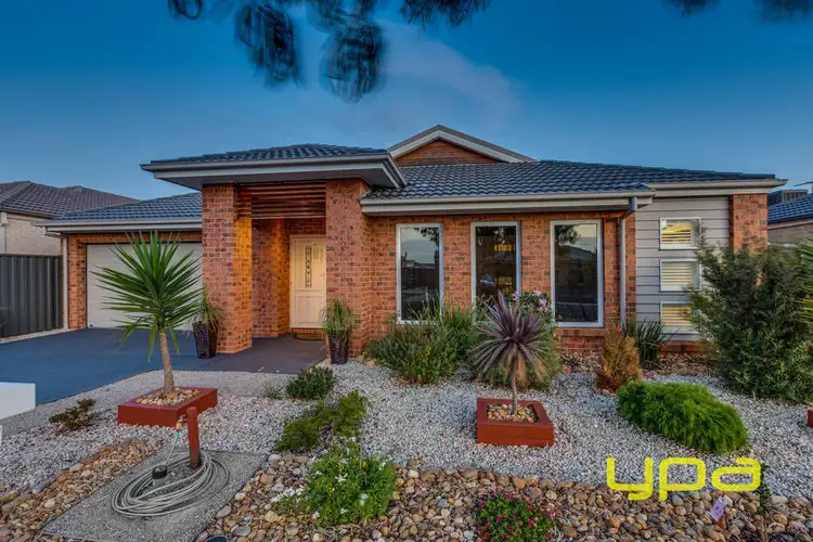 Second view of Homely house listing, 10 Kondalilla Drive, Truganina VIC 3029