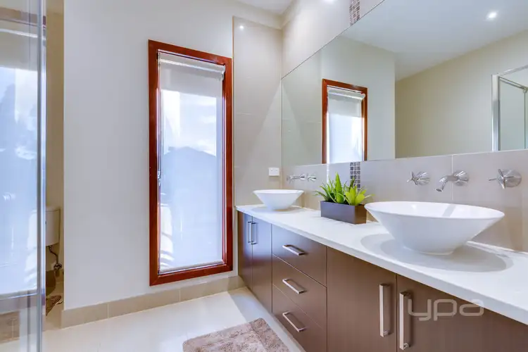 Fifth view of Homely house listing, 133 Inverell Parkway, Tarneit VIC 3029