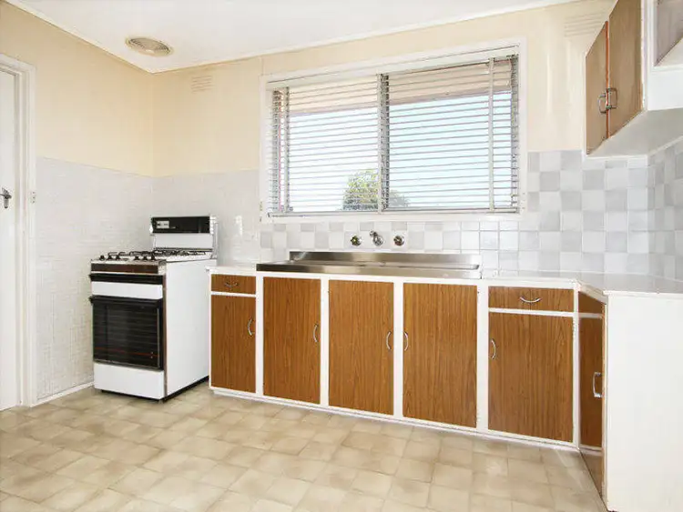 Second view of Homely house listing, 21 Millewa Crescent, Dallas VIC 3047
