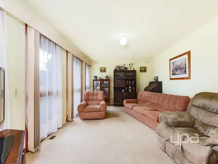 Second view of Homely house listing, 6 Charlbury Grove, St Albans VIC 3021