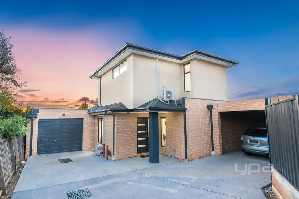 Main view of Homely townhouse listing, 2/1029 Pascoe Vale Road, Jacana VIC 3047