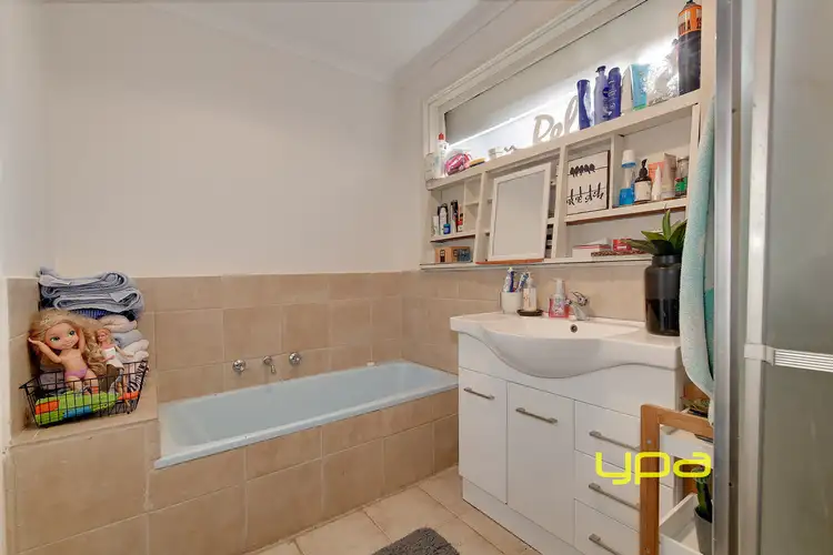 Sixth view of Homely house listing, 7 Eve Court, Craigieburn VIC 3064