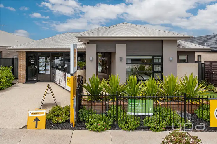 14 Stradling Rise, Mernda VIC 3754