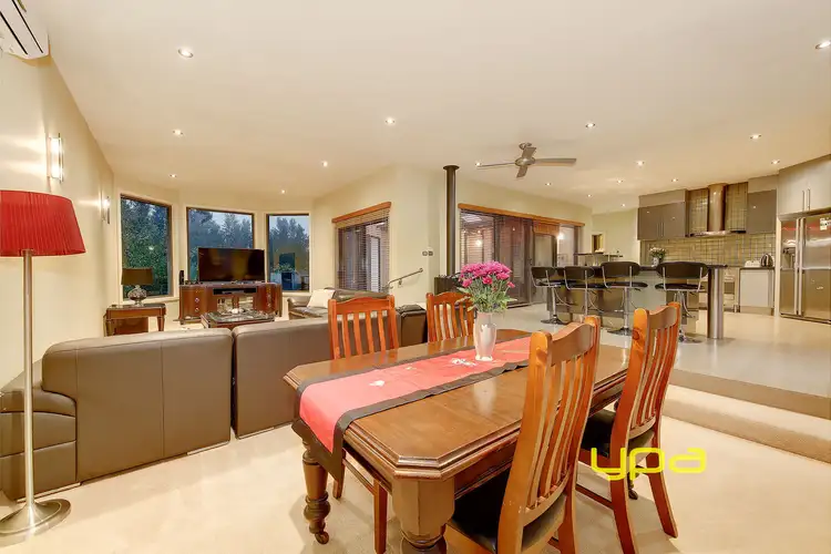 Fifth view of Homely house listing, 19 Highwood Drive, Hillside VIC 3037