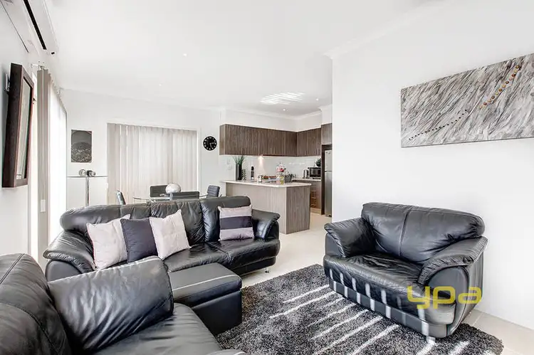 Fourth view of Homely unit listing, 5/40 McCubbin Way, Caroline Springs VIC 3023