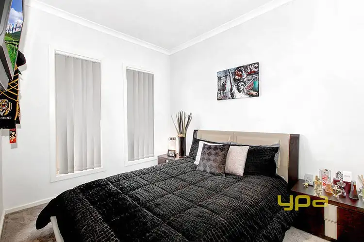 Fifth view of Homely unit listing, 5/40 McCubbin Way, Caroline Springs VIC 3023