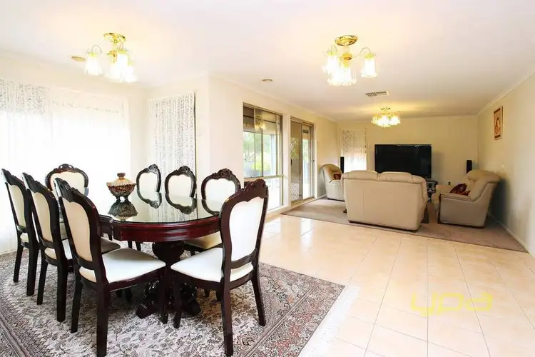 Fourth view of Homely house listing, 1 Cooinda Close, Burnside VIC 3023