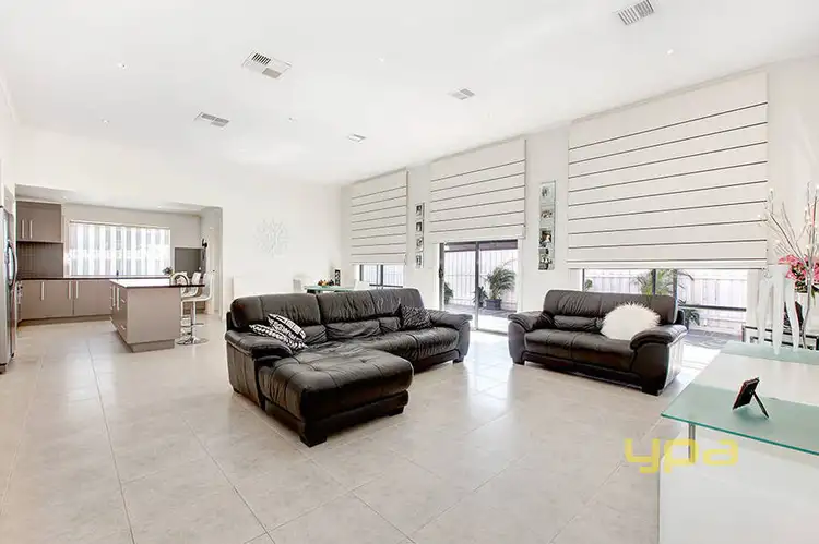 Fourth view of Homely house listing, 18 Rowlandson Place, Taylors Lakes VIC 3038