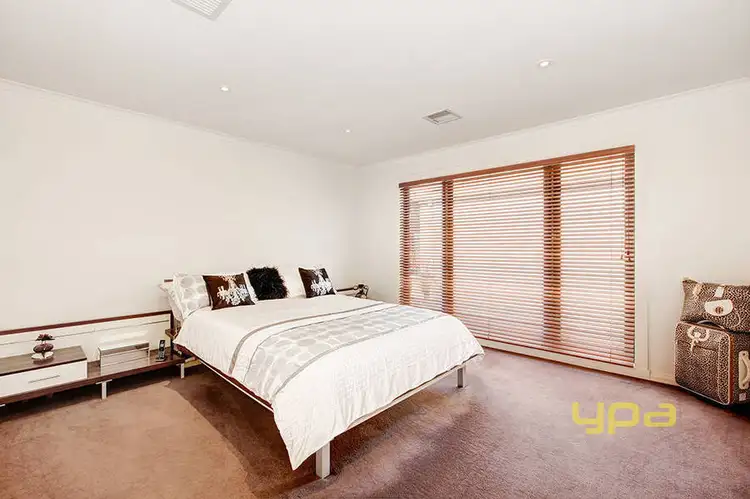 Seventh view of Homely house listing, 18 Rowlandson Place, Taylors Lakes VIC 3038