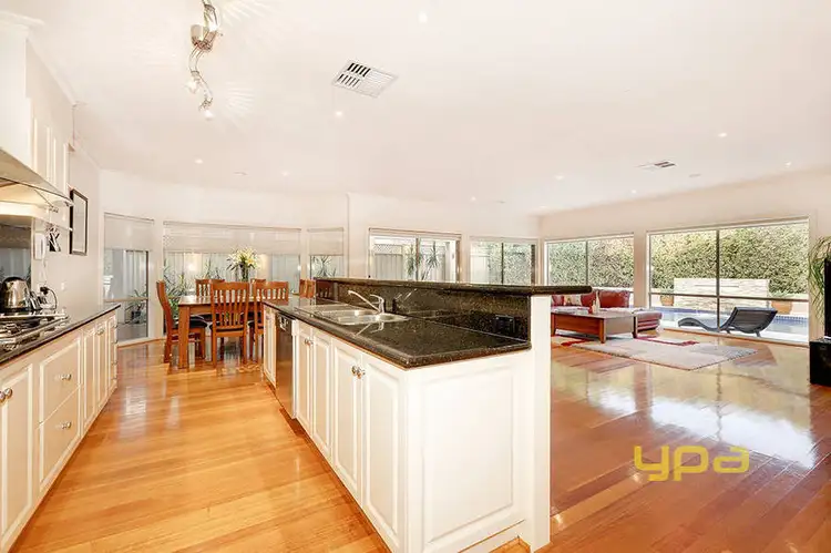 Fourth view of Homely house listing, 17 James Court, Hillside VIC 3037