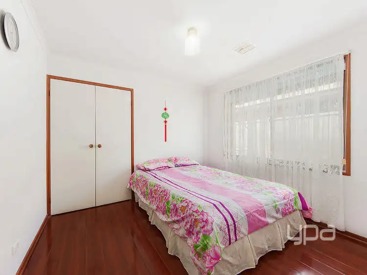 Sixth view of Homely house listing, 48 Currunghi Court, St Albans VIC 3021