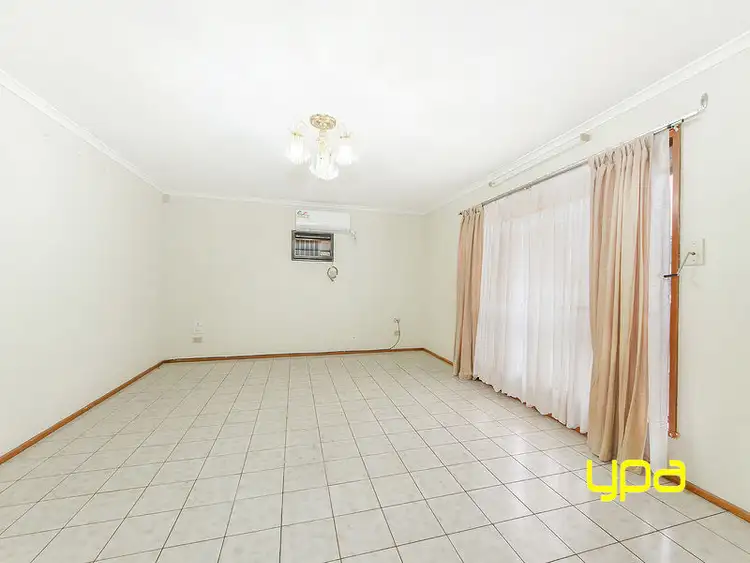 Second view of Homely house listing, 23 Lancelot Court, Kings Park VIC 3021
