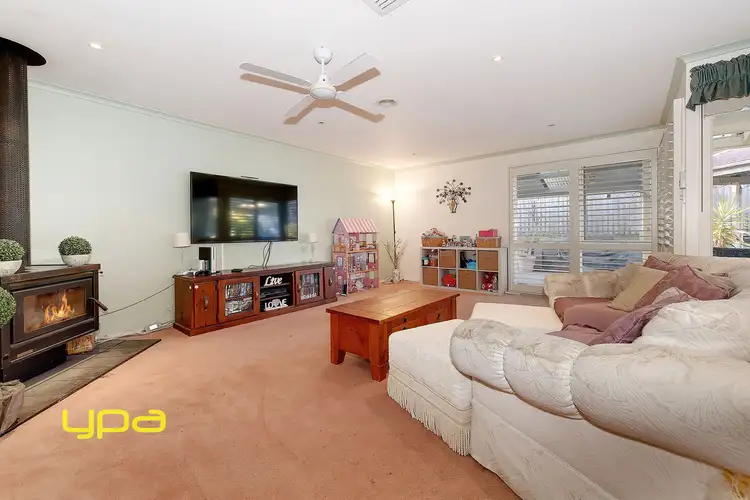 Fifth view of Homely house listing, 9 Tennyson Court, Sunbury VIC 3429