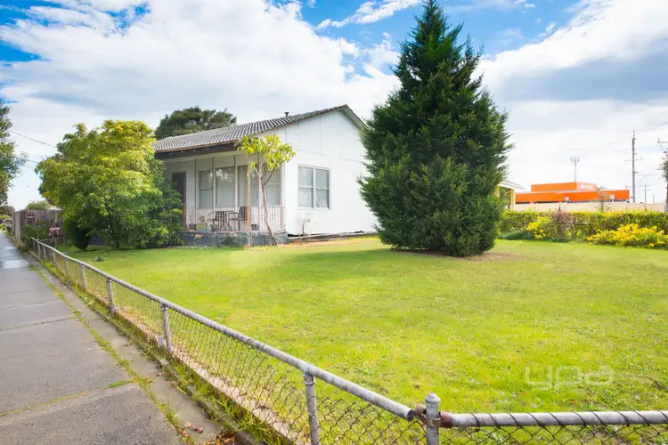 Second view of Homely house listing, 2 Washington Street, Dallas VIC 3047