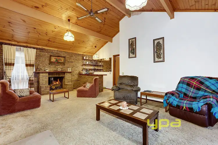 Seventh view of Homely house listing, 6 Pia Court, Taylors Lakes VIC 3038