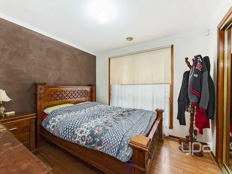 Fifth view of Homely unit listing, 2/54 Bicentennial Crescent, Meadow Heights VIC 3048