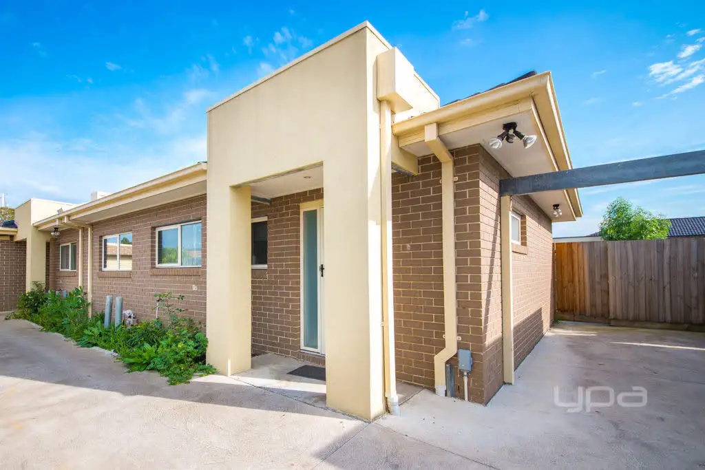 Main view of Homely unit listing, 2/41 Holberry Street, Broadmeadows VIC 3047