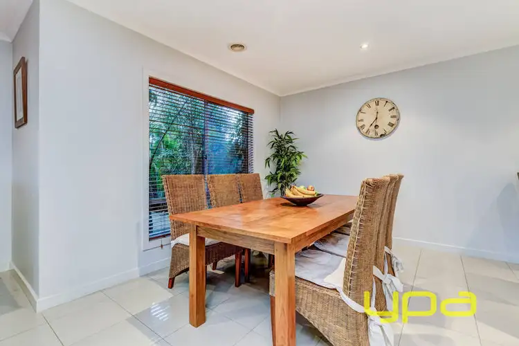 Fifth view of Homely house listing, 27 Parkes Way, Burnside Heights VIC 3023